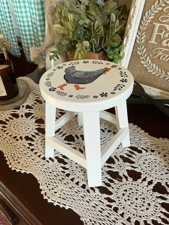 SOLD ❌Hand-Painted Farmhouse Chicken Mini Stool/Riser. Read - Picture 4 of 12